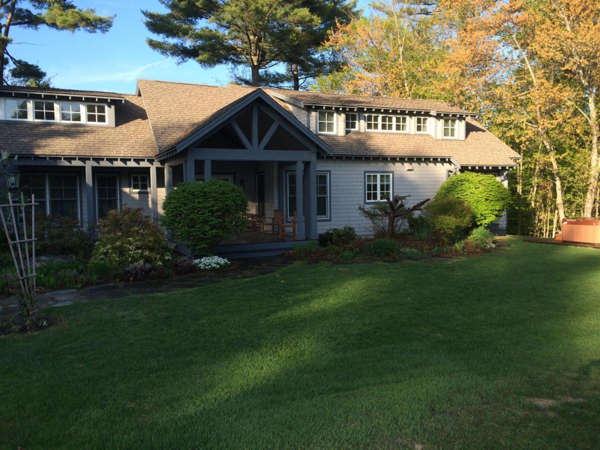 Maple Hill Farm Bed & Breakfast New London Exterior photo
